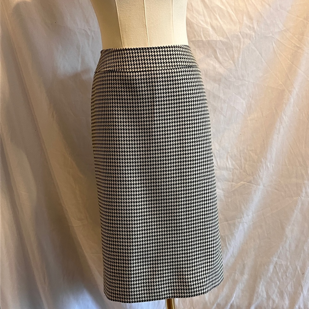 Tahari houndstooth skirt - size 6 - Picture 2 of 12